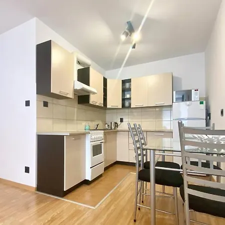 Laura By Q4apartments Gdansk